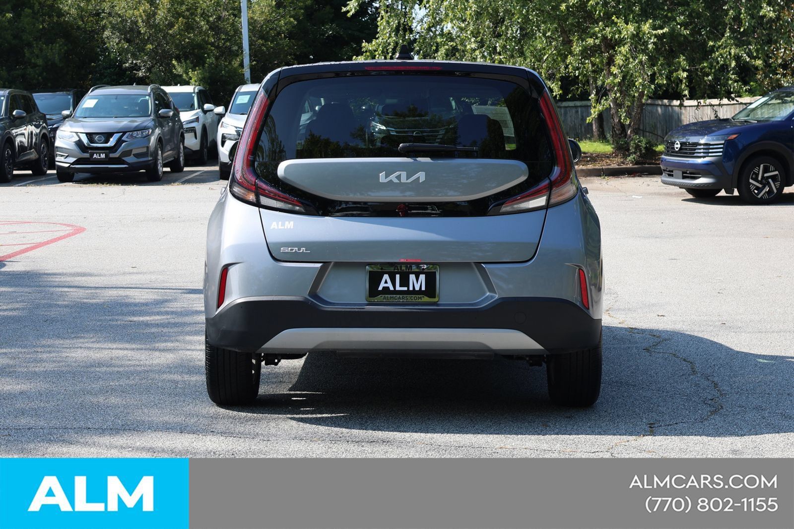 Used 2025 Kia Soul LX w/ LX Technology Package FWD image 12