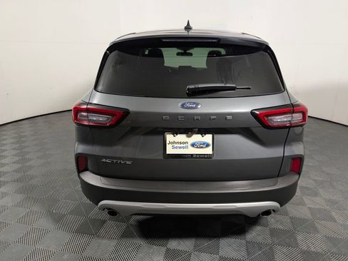 Certified 2025 Ford Escape Active FWD image 6
