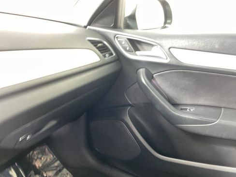 Used 2018 Audi Q3 2.0T Premium image 23