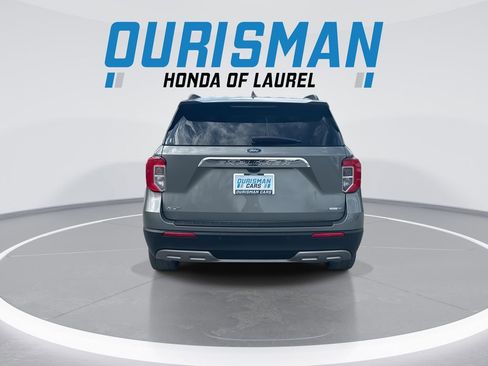 Used 2020 Ford Explorer XLT w/ Equipment Group 202A image 7