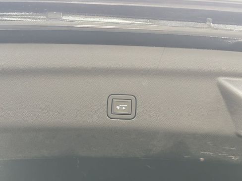 Used 2023 GMC Yukon Denali w/ Max Trailering Package image 17