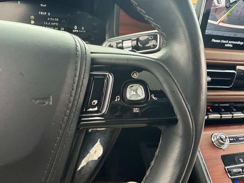 Used 2023 Lincoln Aviator Reserve w/ Equipment Group 201A image 34