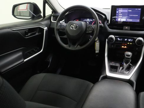 Used 2025 Toyota RAV4 LE FWD image 26