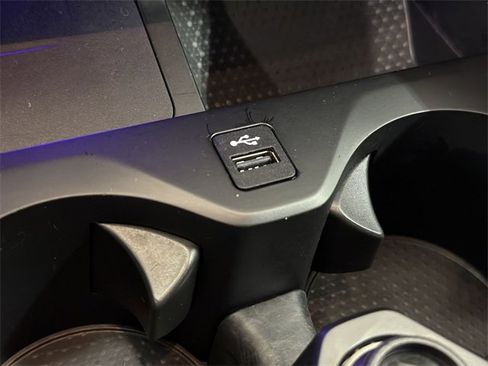 Used 2024 BMW X5 xDrive50e image 31