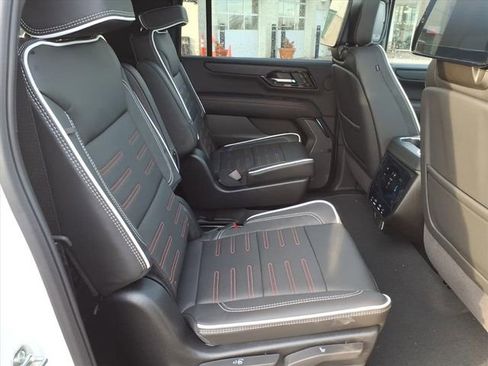New 2026 GMC Yukon XL AT4 Ultimate image 23