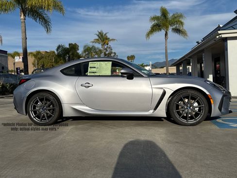 New 2025 Subaru BRZ Limited w/ Popular Package 2 image 5