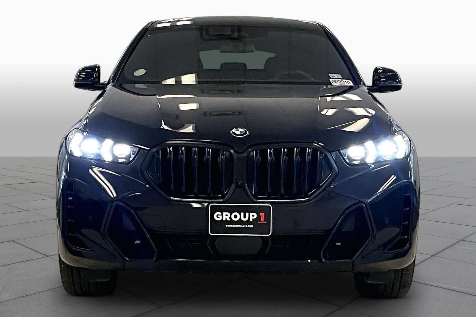Used 2026 BMW X6 xDrive40i AWD/4WD image 3