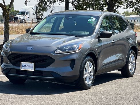 Used 2022 Ford Escape S image 8