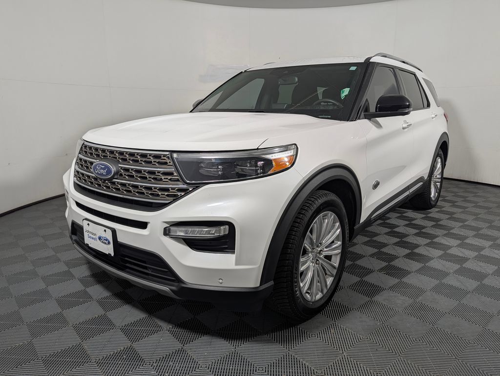 Certified 2022 Ford Explorer King Ranch w/ Class IV Trailer Tow Package RWD image 4
