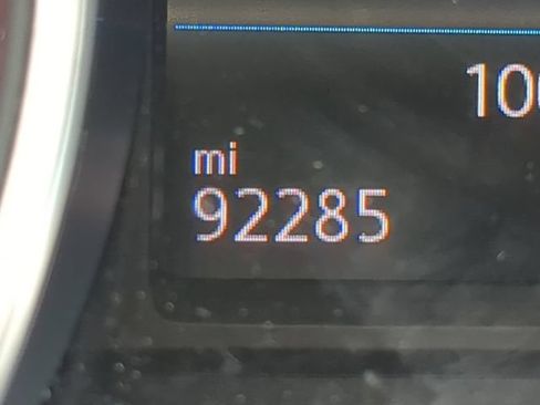 Used 2018 Volkswagen Tiguan SE FWD image 33