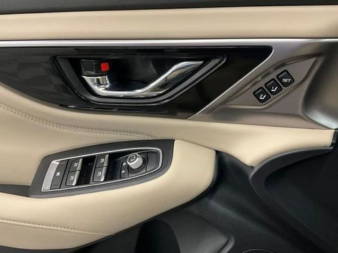 Used 2025 Subaru Legacy Limited w/ Popular Package #3 image 39