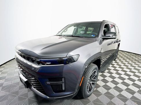 New 2026 Jeep Grand Wagoneer 4WD w/ Premium Group I image 3