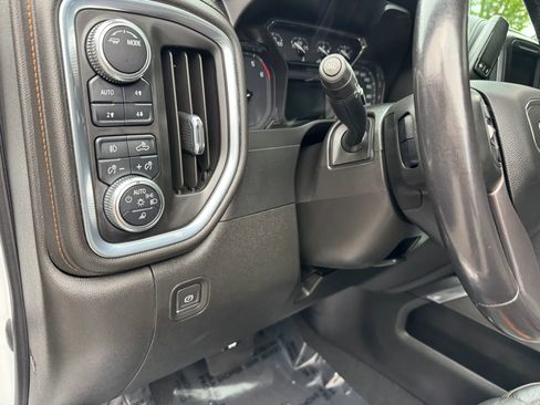 Used 2022 GMC Sierra 1500 AT4 w/ AT4 Preferred Package AWD/4WD image 30