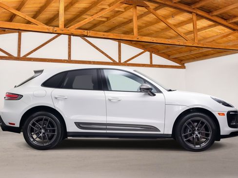 Used 2023 Porsche Macan Turbo AWD/4WD image 6