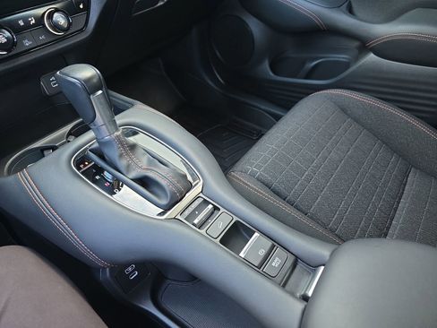 Certified 2024 Honda HR-V Sport image 27