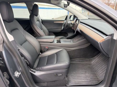 Used 2023 Tesla Model Y Long Range image 24