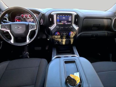 Used 2021 Chevrolet Silverado 1500 LT Trail Boss w/ Convenience Package II AWD/4WD image 15