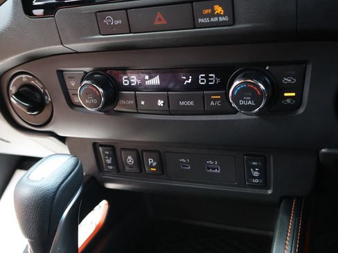 Used 2024 Nissan Frontier PRO-4X w/ Pro Convenience Package AWD/4WD image 23
