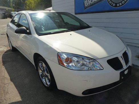 Used 2007 Pontiac G6 GT w/ Premium Package image 4