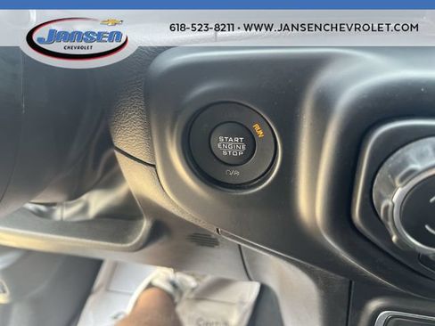 Used 2022 Jeep Wrangler Unlimited Sahara AWD/4WD image 16