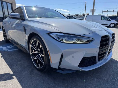 Used 2022 BMW M4 Competition w/ Executive Package RWD image 4
