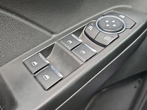 Used 2025 Ford Escape Active AWD/4WD image 22
