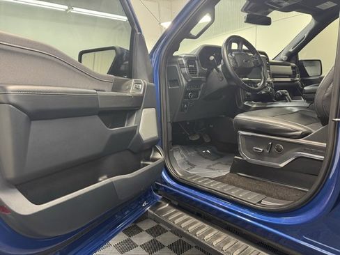 Used 2022 Ford F150 Lariat w/ Equipment Group 502A High image 11