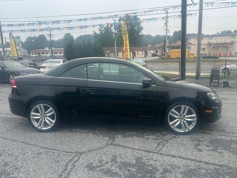 Used 2012 Volkswagen Eos Executive FWD image 5