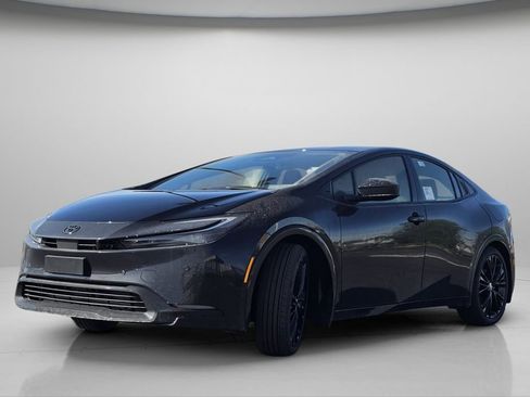 New 2026 Toyota Prius Plug-In Hybrid FWD image 18
