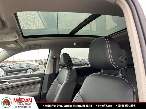 Used 2023 Volkswagen Atlas SEL AWD/4WD image 22