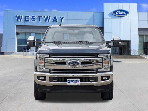 Used 2019 Ford F250 Lariat w/ Chrome Package AWD/4WD image 8