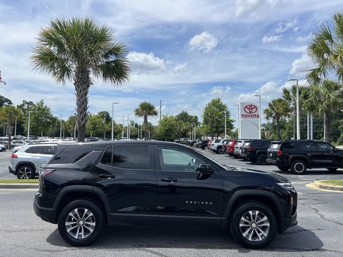 Used 2026 Chevrolet Equinox LT FWD image 11
