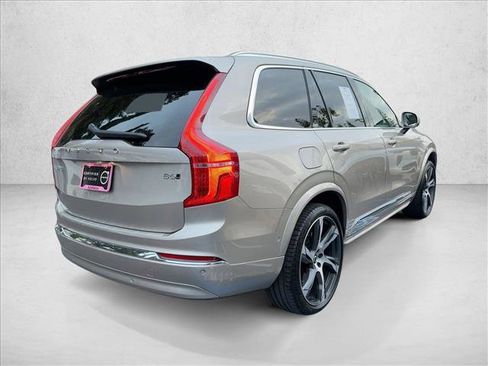 Certified 2025 Volvo XC90 B6 Plus w/ Protection Package Premier image 5