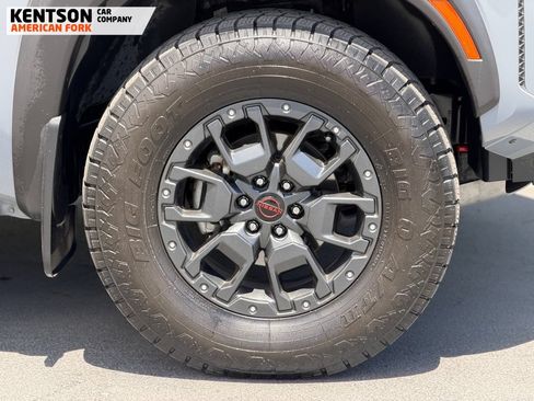 Used 2023 Nissan Frontier PRO-4X w/ Pro-4X Premium Package AWD/4WD image 12