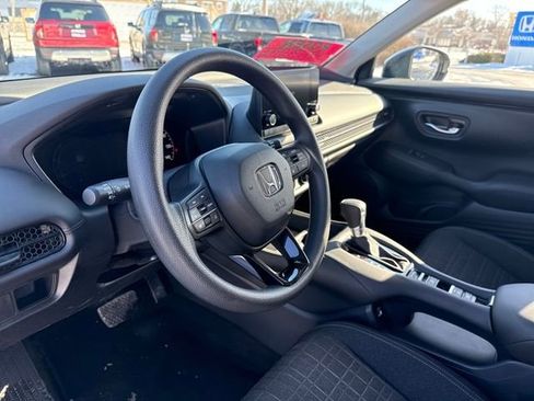Certified 2023 Honda HR-V LX image 12