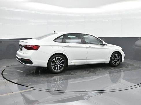 New 2026 Volkswagen Jetta Sport image 4