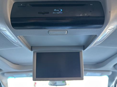 Used 2016 Toyota Sequoia Platinum image 73