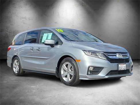 Used 2019 Honda Odyssey EX-L image 2