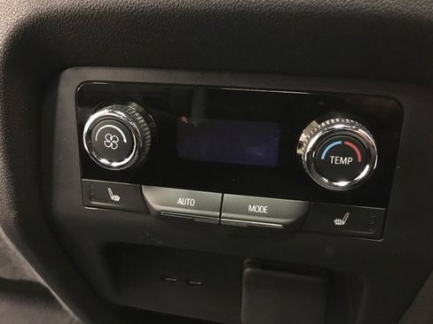 Used 2024 Chevrolet Traverse RS w/ LPO, Floor Liner Package image 20