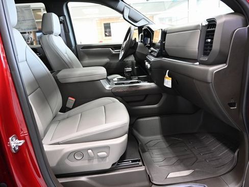 New 2026 GMC Sierra 1500 SLT w/ SLT Premium Package image 13