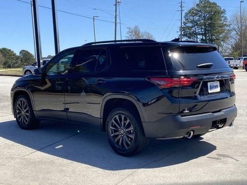 Used 2024 Chevrolet Traverse RS w/ LPO, Floor Liner Package FWD image 3