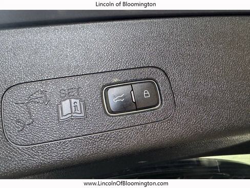 Certified 2021 Lincoln Aviator Reserve w/ Equipment Group 202A AWD/4WD image 31