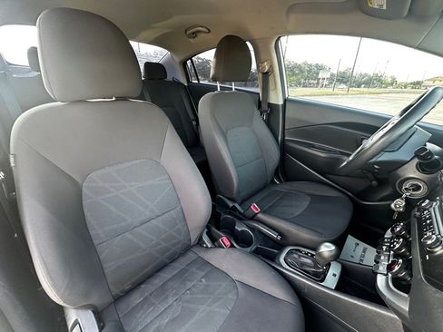Used 2014 Kia Rio LX FWD image 32