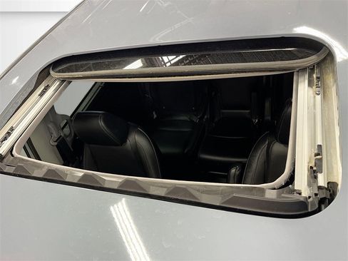 Used 2023 Honda Odyssey Touring image 22