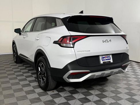 Used 2025 Kia Sportage LX image 8