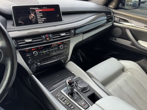 Used 2016 BMW X5 M image 30