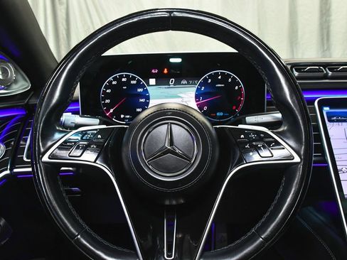 Used 2021 Mercedes-Benz Maybach S 580 4MATIC image 39
