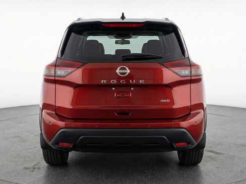 Used 2025 Nissan Rogue SV AWD/4WD image 7