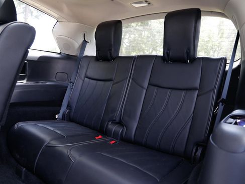 Used 2015 INFINITI QX60 FWD w/ Deluxe Touring Package image 23