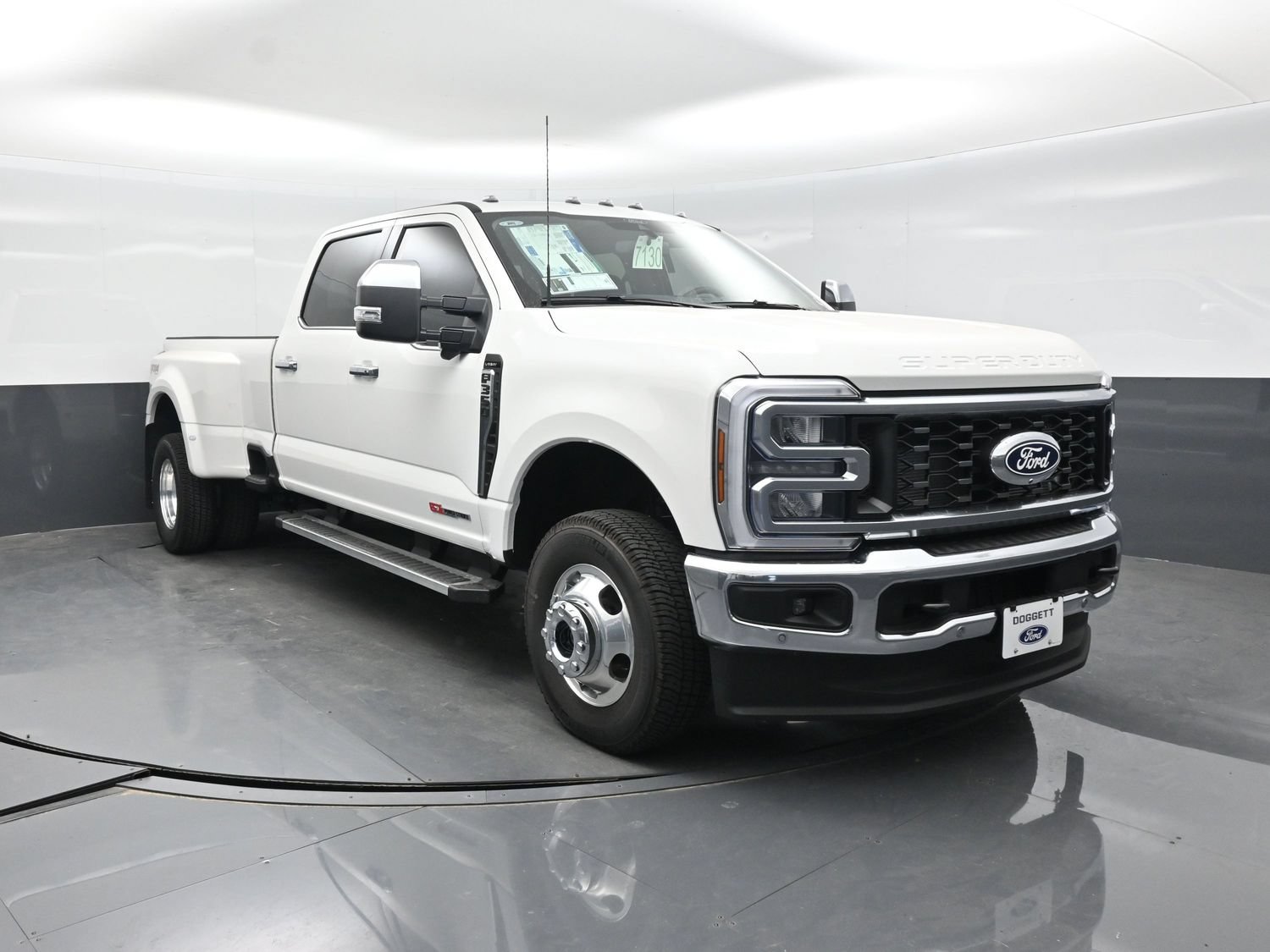 New 2027 Ford F350 Lariat w/ Lariat Premium Package AWD/4WD image 16